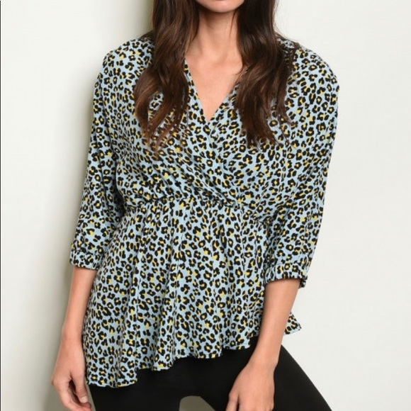 Animal print top - Picture 1 of 6